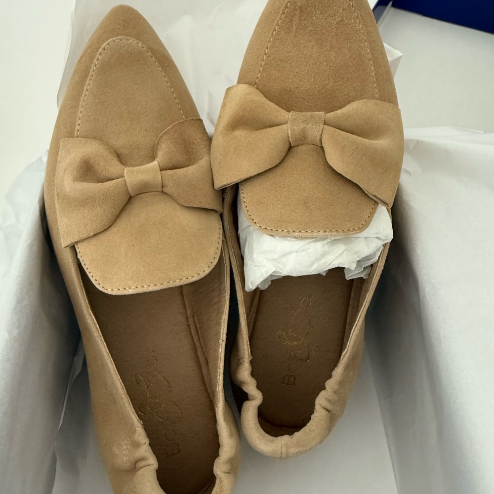 Women's Tan Loafers with Bow Detail